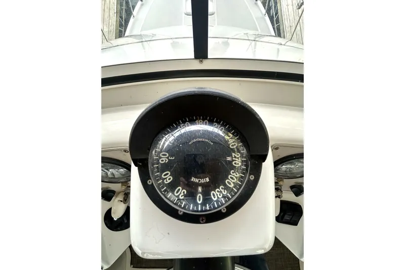 Slide: The Image of Carver Yachts 326 Aft Cabin Motor Yacht 1999 - 7394457