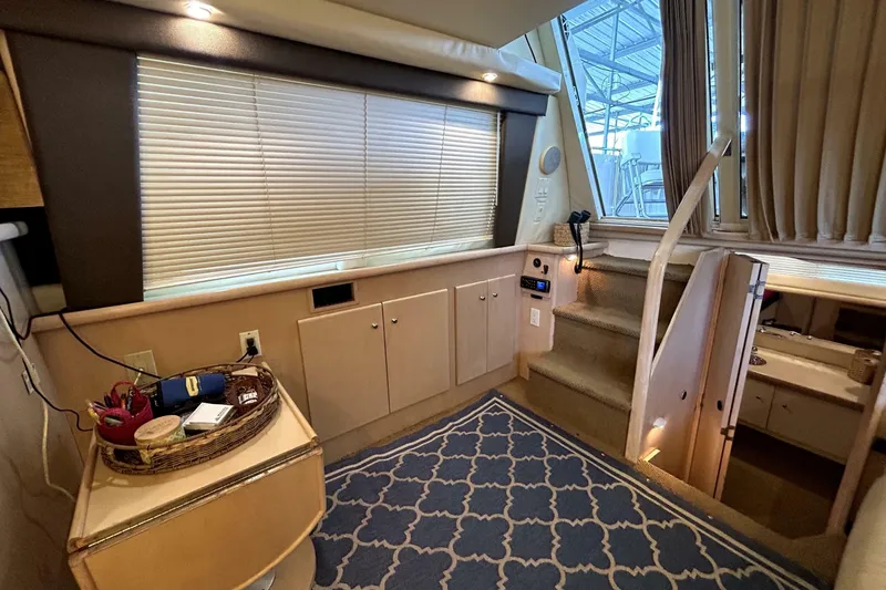Slide: The Image of Carver Yachts 326 Aft Cabin Motor Yacht 1999 - 7394493