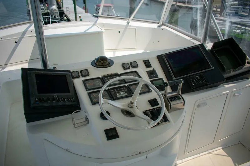 Slide: The Image of Ocean 56 Super Sport 1999 - 7394605