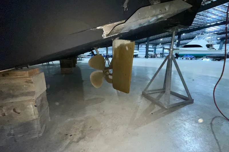 Slide: The Image of Carver Yachts 370 Aft Cabin Motor Yacht 1994 - 7244553