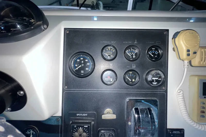 Slide: The Image of Carver Yachts 370 Aft Cabin Motor Yacht 1994 - 7244578