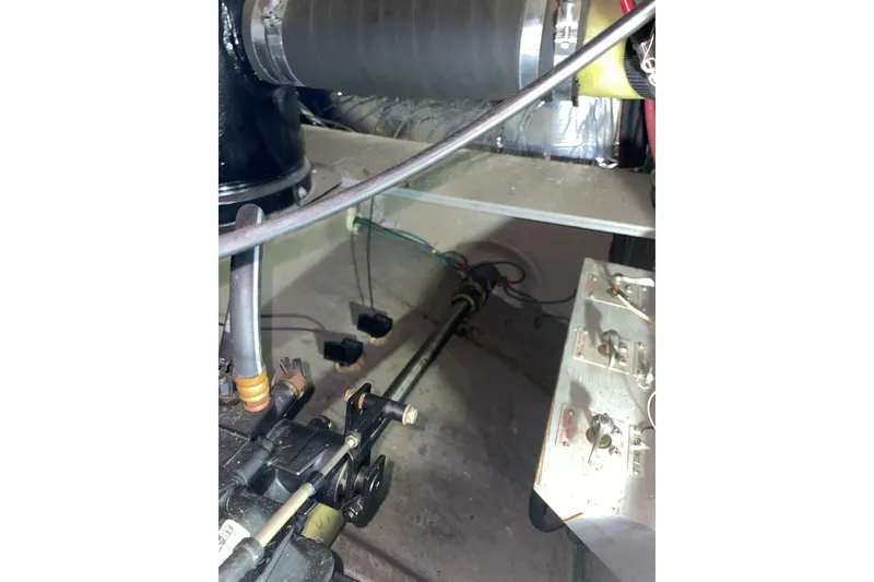Slide: The Image of Carver Yachts 370 Aft Cabin Motor Yacht 1994 - 7244726