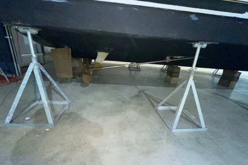 Slide: The Image of Carver Yachts 370 Aft Cabin Motor Yacht 1994 - 7244559