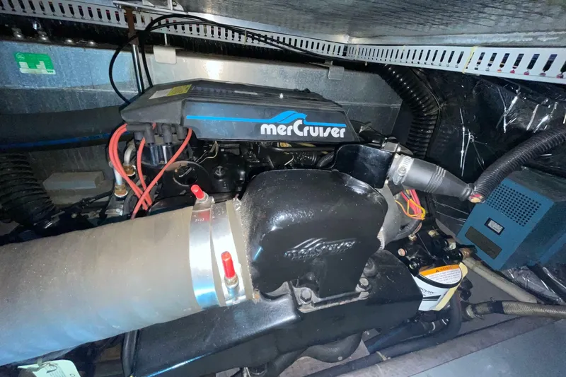 Slide: The Image of Carver Yachts 370 Aft Cabin Motor Yacht 1994 - 7244716