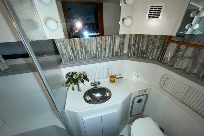 Slide: The Image of Carver Yachts 370 Aft Cabin Motor Yacht 1994 - 7244697