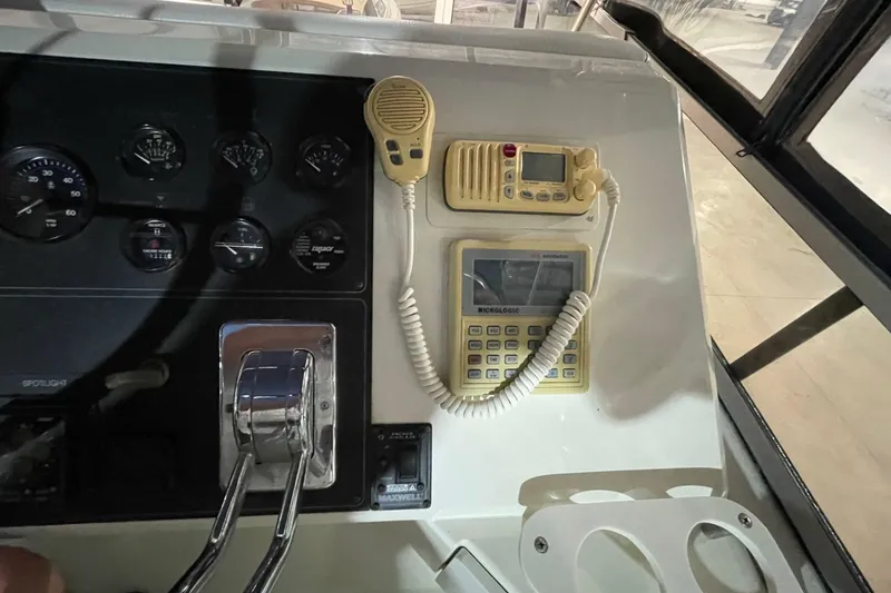Slide: The Image of Carver Yachts 370 Aft Cabin Motor Yacht 1994 - 7244595