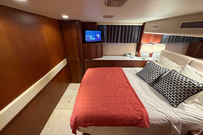 Slide: The Image of Hatteras 70 Cockpit Motor Yacht 1991 - 7245248