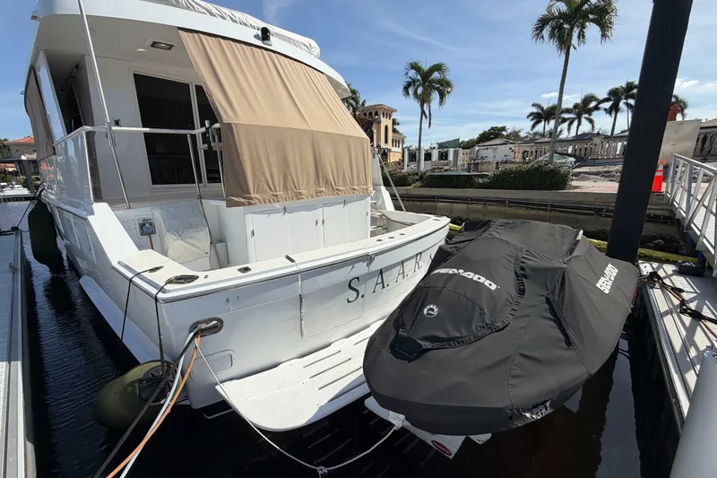 Slide: The Image of Hatteras 70 Cockpit Motor Yacht 1991 - 7244908