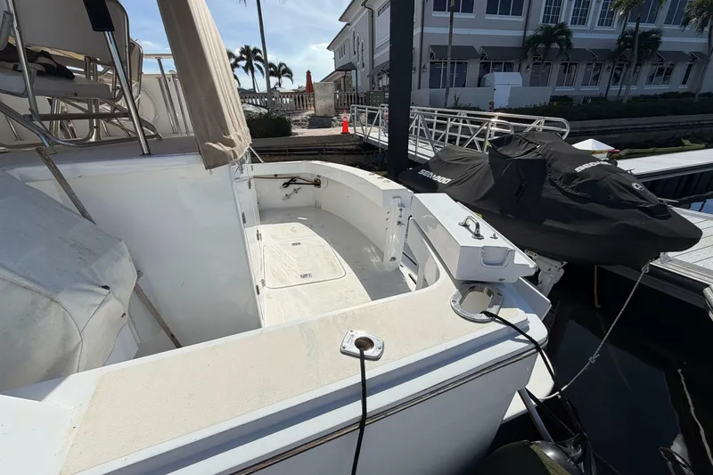 Slide: The Image of Hatteras 70 Cockpit Motor Yacht 1991 - 7244915