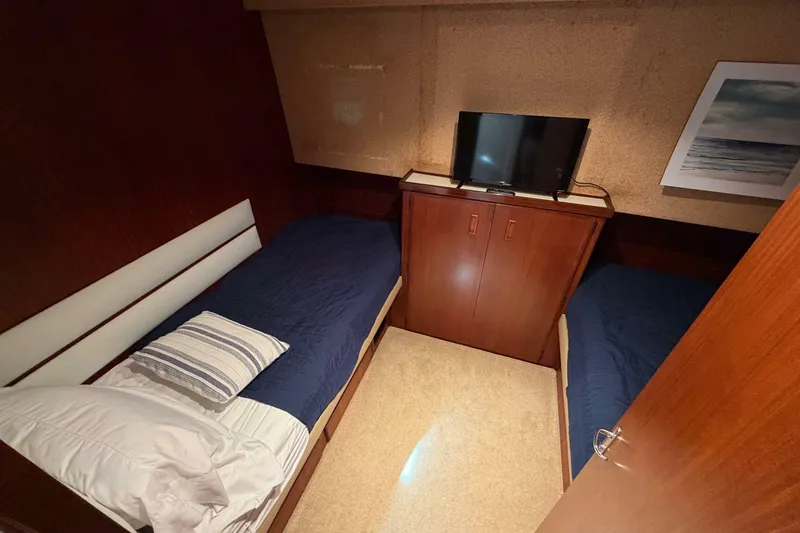 Slide: The Image of Hatteras 70 Cockpit Motor Yacht 1991 - 7245280