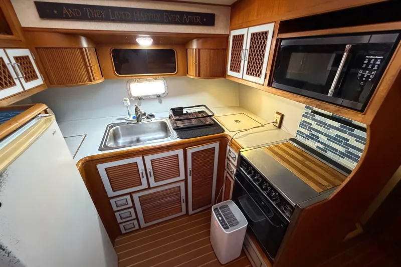 Slide: The Image of Hi-Star 55 Yacht Fisherman 1987 - 7245701