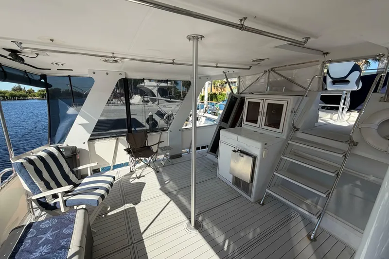 Slide: The Image of Hi-Star 55 Yacht Fisherman 1987 - 6963035