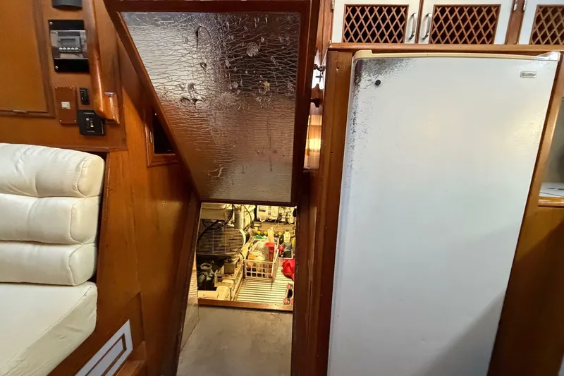 Slide: The Image of Hi-Star 55 Yacht Fisherman 1987 - 7245799