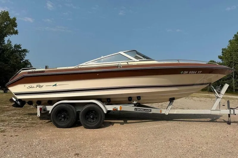 The Image of Sea Ray Sorrento 21 1987 - 7245632