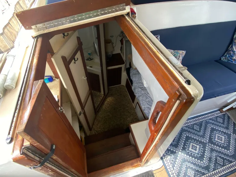 Slide: The Image of Albin 34 Family Cruiser 1986 - 7245751