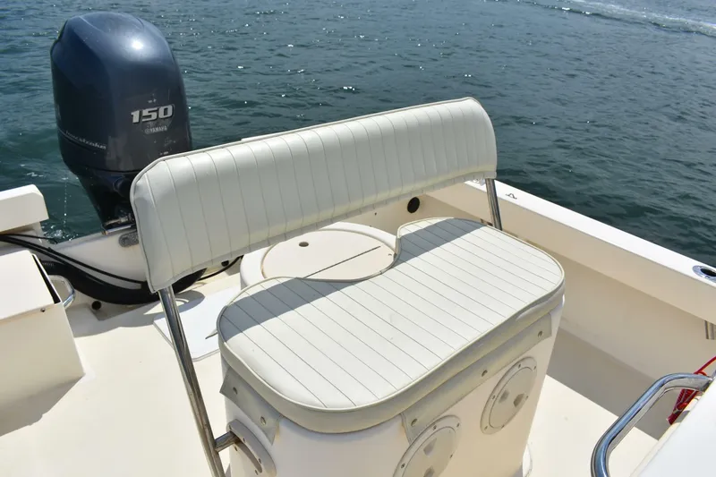 Slide: The Image of Parker Marine 1801 Center Console 2005 - 7392923