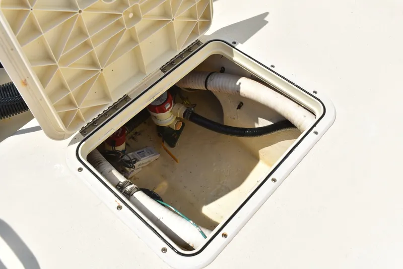 Slide: The Image of Parker Marine 1801 Center Console 2005 - 7392936