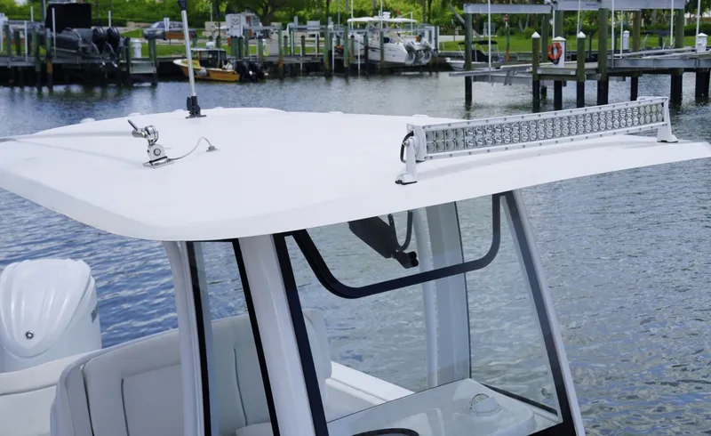 Slide: The Image of Sea Hunt Ultra 239SE 2024 - 6978045