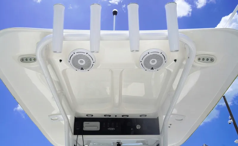 Slide: The Image of Sea Hunt Ultra 239SE 2024 - 6978053