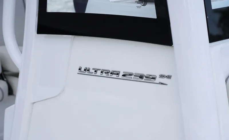 Slide: The Image of Sea Hunt Ultra 239SE 2024 - 6978044