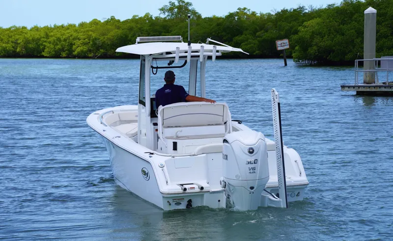 Slide: The Image of Sea Hunt Ultra 239SE 2024 - 6978038