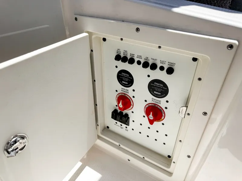 Slide: The Image of Chaparral 280 OSX 2023 - 6981051