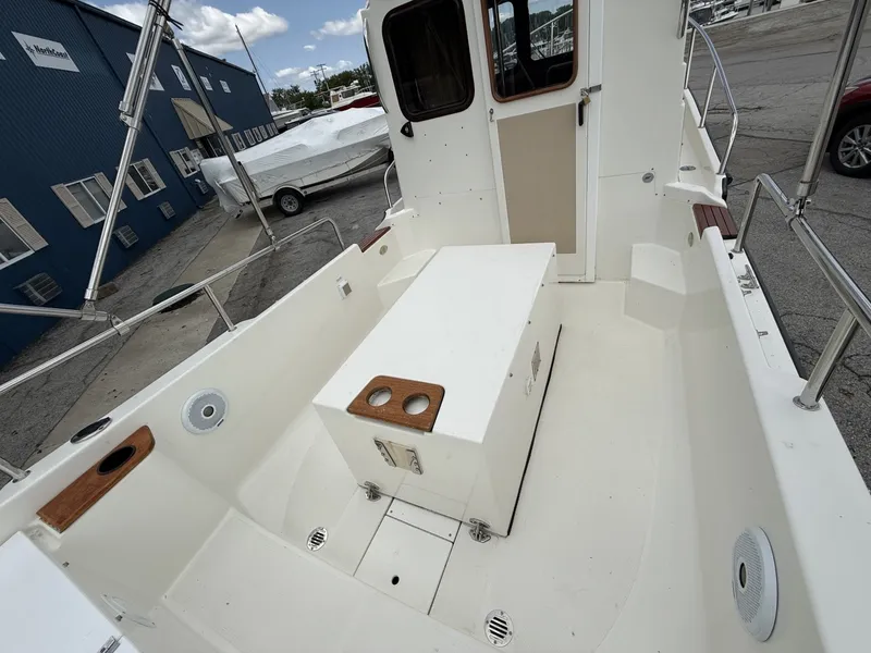Slide: The Image of Ranger Tug r-21 2017 - 6981549