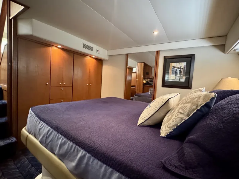 Slide: The Image of Carver Yachts 445 Aft Cabin 1997 - 6981642