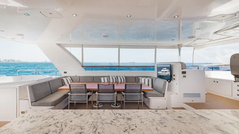Slide: The Image of Port side flybridge dining - 7090937