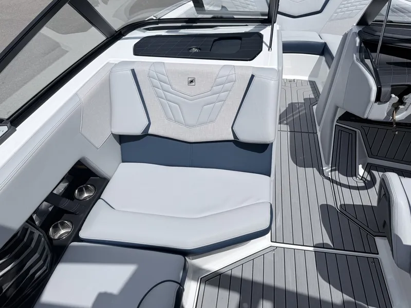 Slide: The Image of Nautique G21 2022 - 6986821