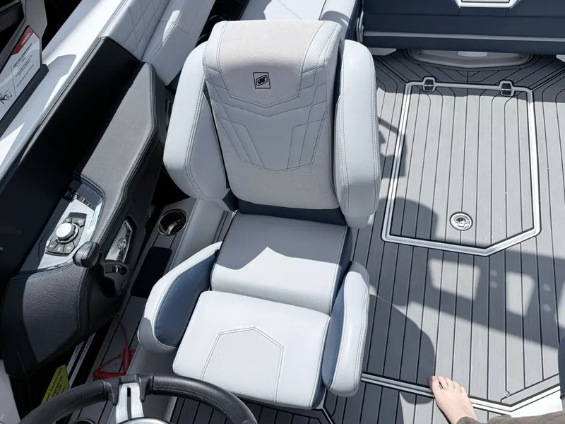 Slide: The Image of Nautique G21 2022 - 6986849