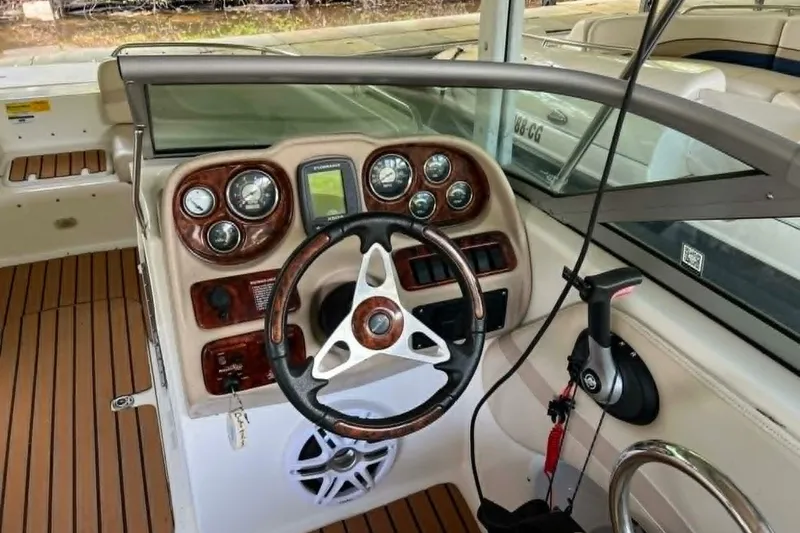 Slide: The Image of NauticStar 230 SL Sport Deck I/O 2007 - 7159182