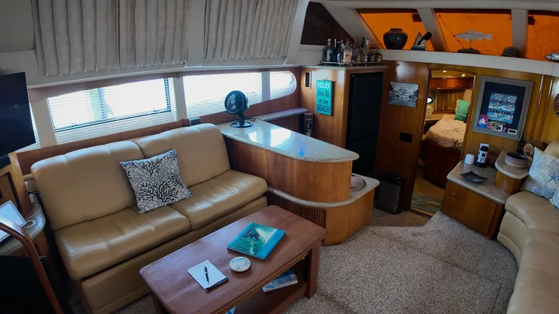 Slide: The Image of Carver Yachts 396 2001 - 6993359