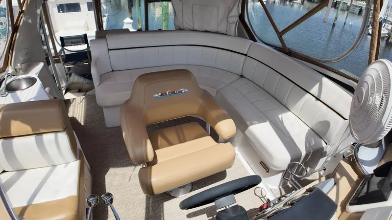 Slide: The Image of Carver Yachts 396 2001 - 6993343