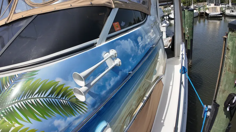 Slide: The Image of Carver Yachts 396 2001 - 6993336
