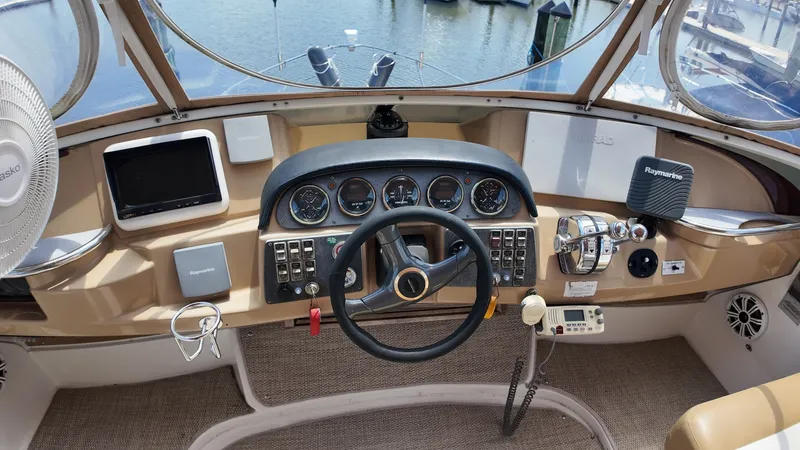 Slide: The Image of Carver Yachts 396 2001 - 6993342
