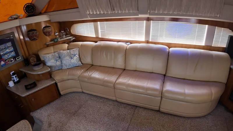 Slide: The Image of Carver Yachts 396 2001 - 6993357