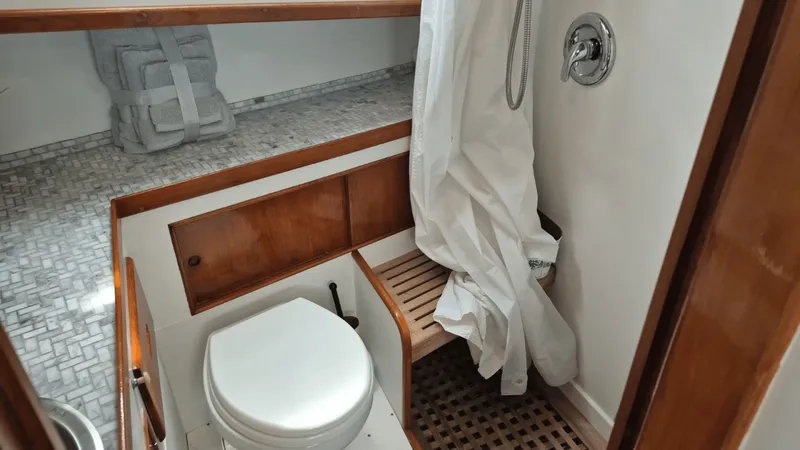 Slide: The Image of Forward Head and Shower - 7003380