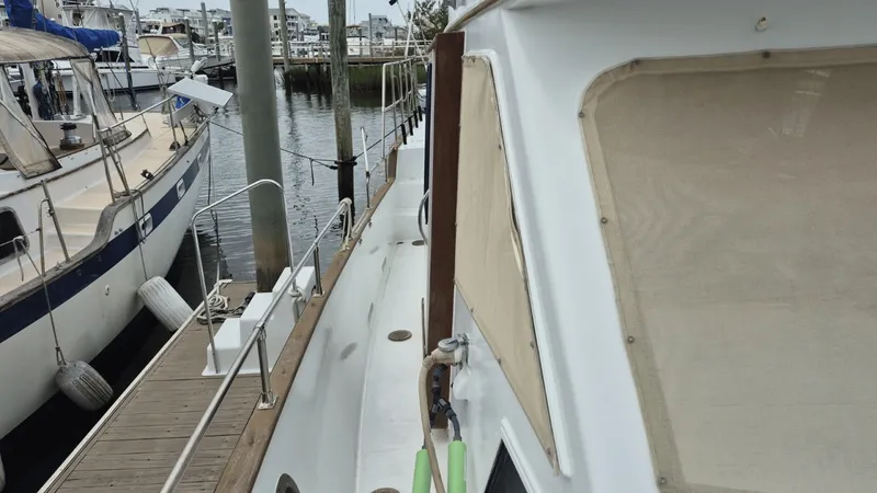 Slide: The Image of Looking Aft Starboard Side - 7003057