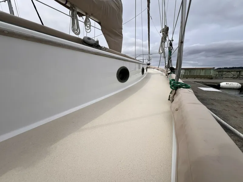 Slide: The Image of Alajuela Yacht Corp 38 1977 - 7003553