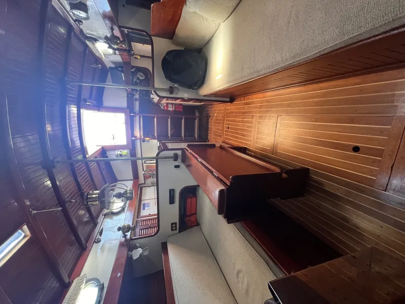 Slide: The Image of Alajuela Yacht Corp 38 1977 - 7088039