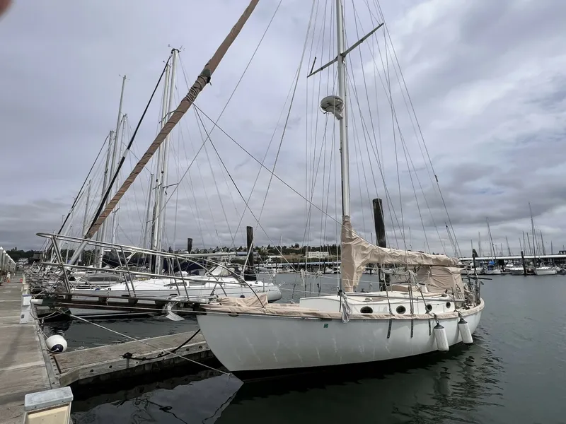 Slide: The Image of Alajuela Yacht Corp 38 1977 - 7003547