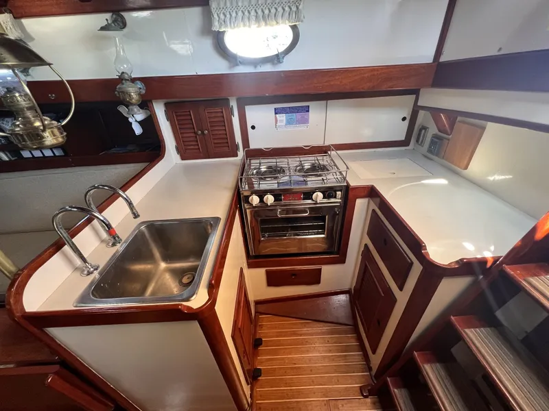 Slide: The Image of Alajuela Yacht Corp 38 1977 - 7088026