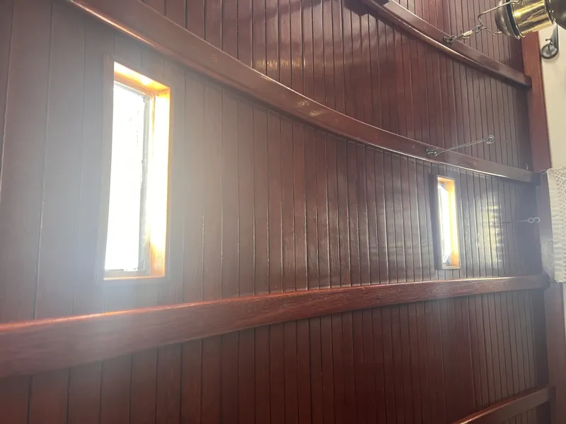 Slide: The Image of Alajuela Yacht Corp 38 1977 - 7088018