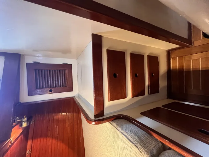 Slide: The Image of Alajuela Yacht Corp 38 1977 - 7088023