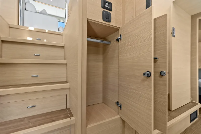 Slide: The Image of Aquila 54 Yacht 2024 - 7288591
