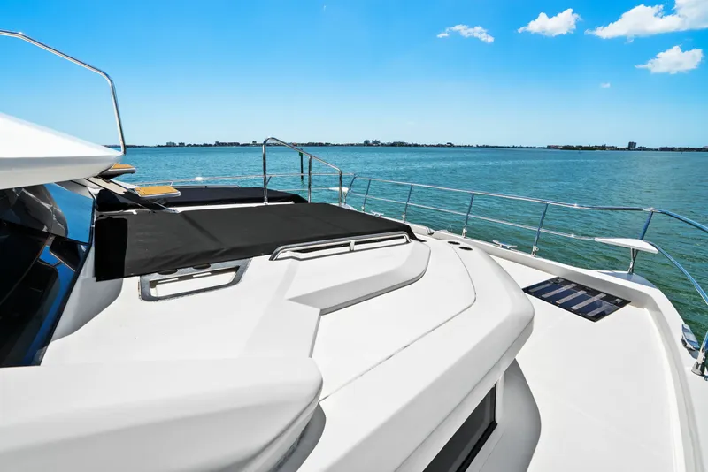 Slide: The Image of Aquila 54 Yacht 2024 - 7288634