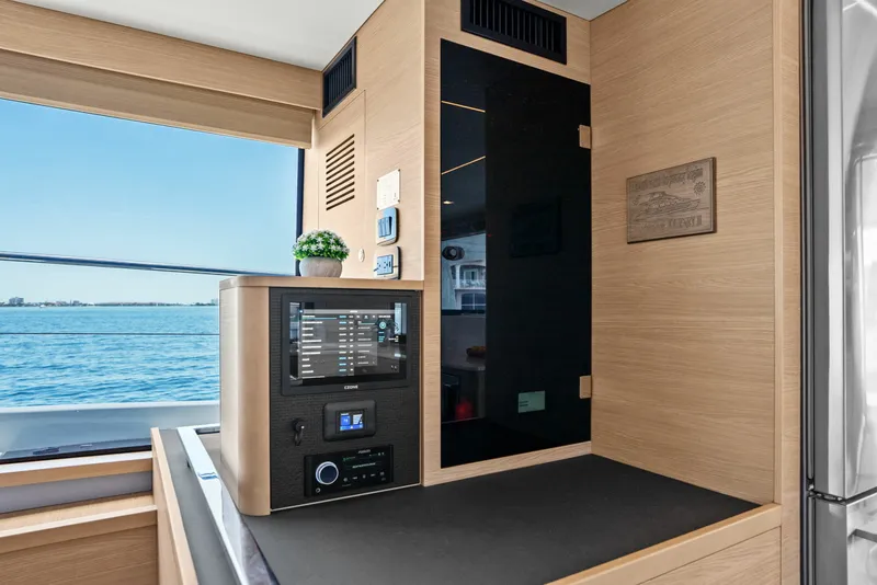 Slide: The Image of Aquila 54 Yacht 2024 - 7288611