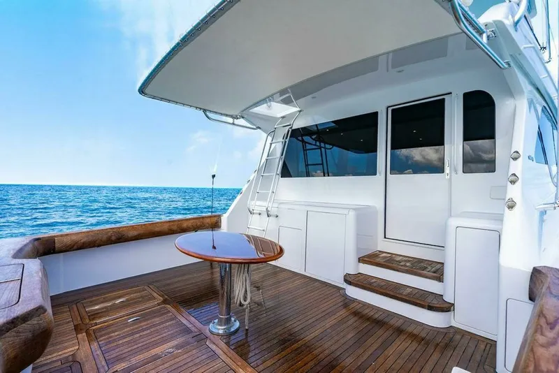 Slide: The Image of 1999 Viking 55 Convertible 1999 Viking 55 Convertible - 7008918
