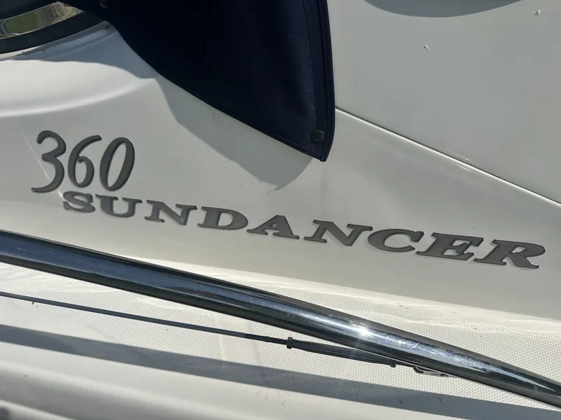Slide: The Image of Sea Ray 360 SunDancer 2004 - 7029649